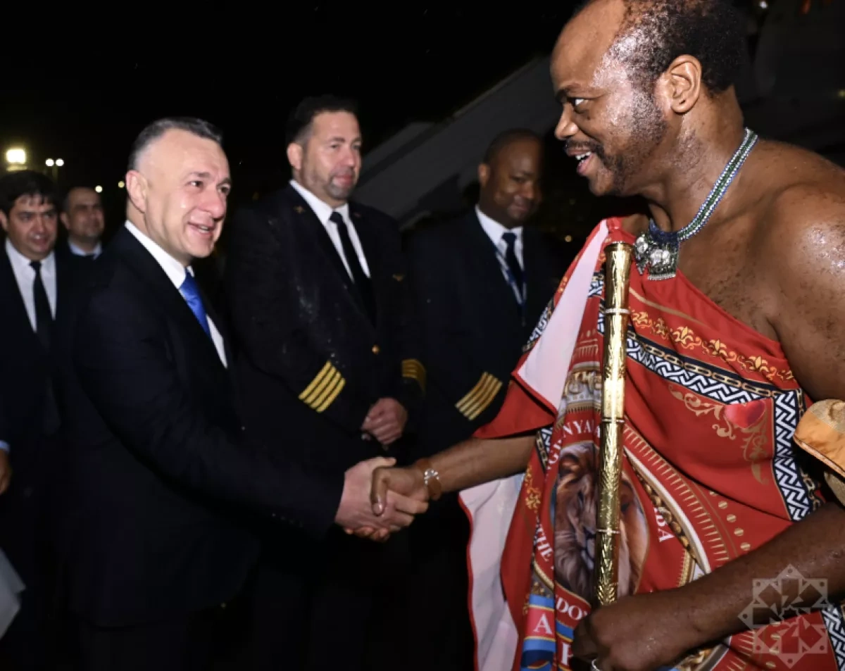 King of Eswatini arrives in Azerbaijan for WUF13 visit PHOTO