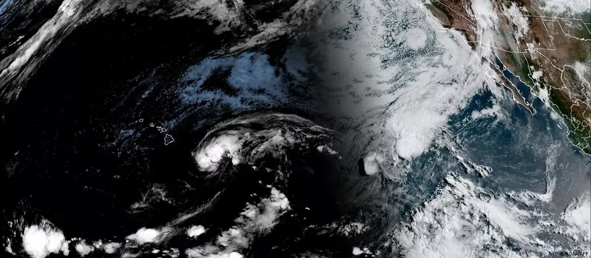 Hawaii’s Big Island braces for first hurricane hit in more than 150 years