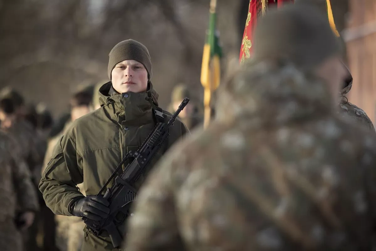 Lithuanian parliament expands military powers
