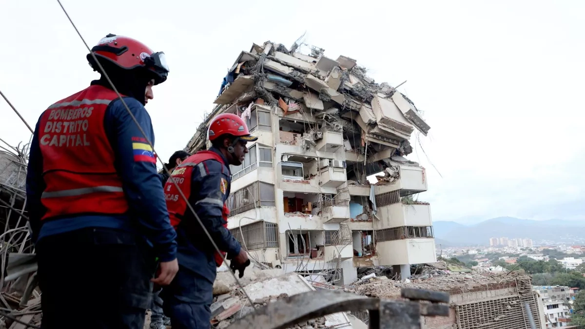 Venezuela earthquake death toll rises to 589 as rescue efforts continue