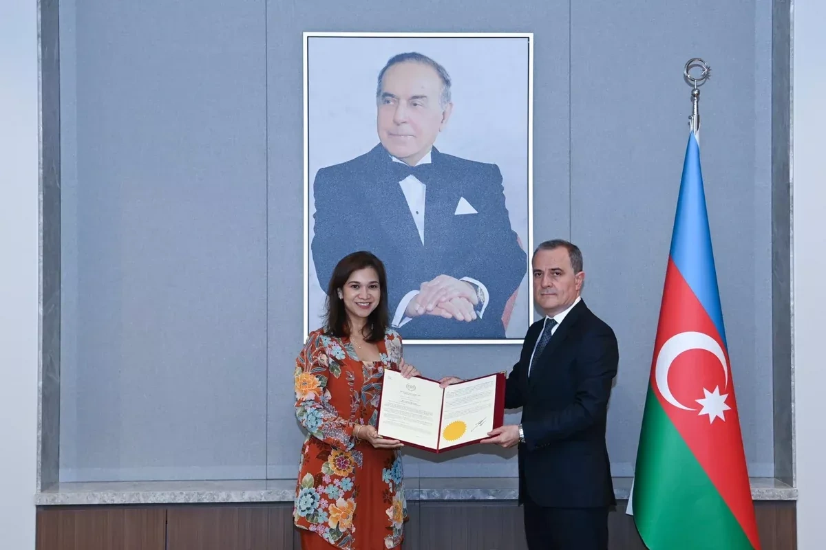 Azerbaijan, Malaysia map out new areas for bilateral cooperation PHOTO