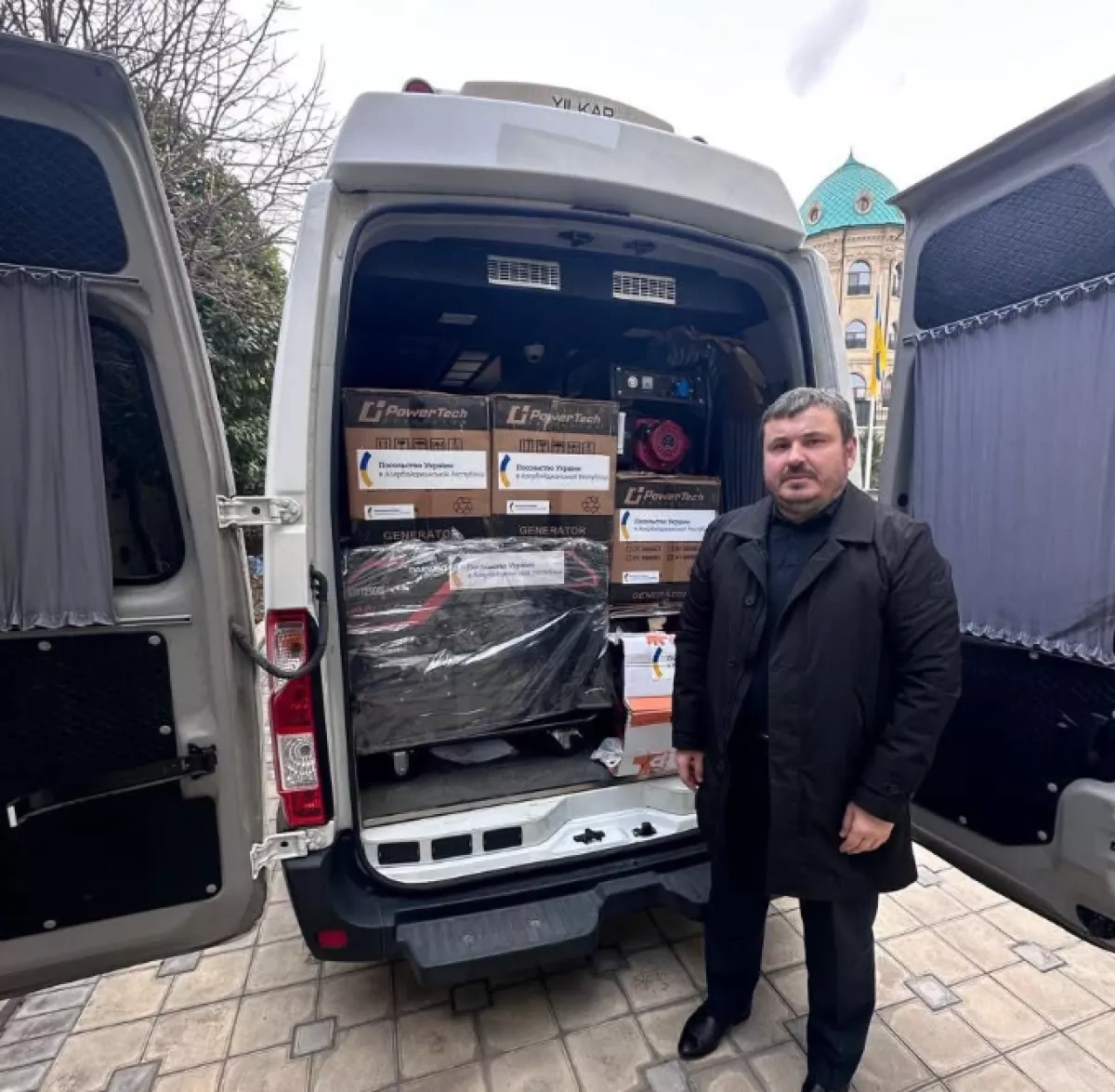 Azerbaijan sends energy equipment to Ukraine amid ongoing infrastructure attacks Photo