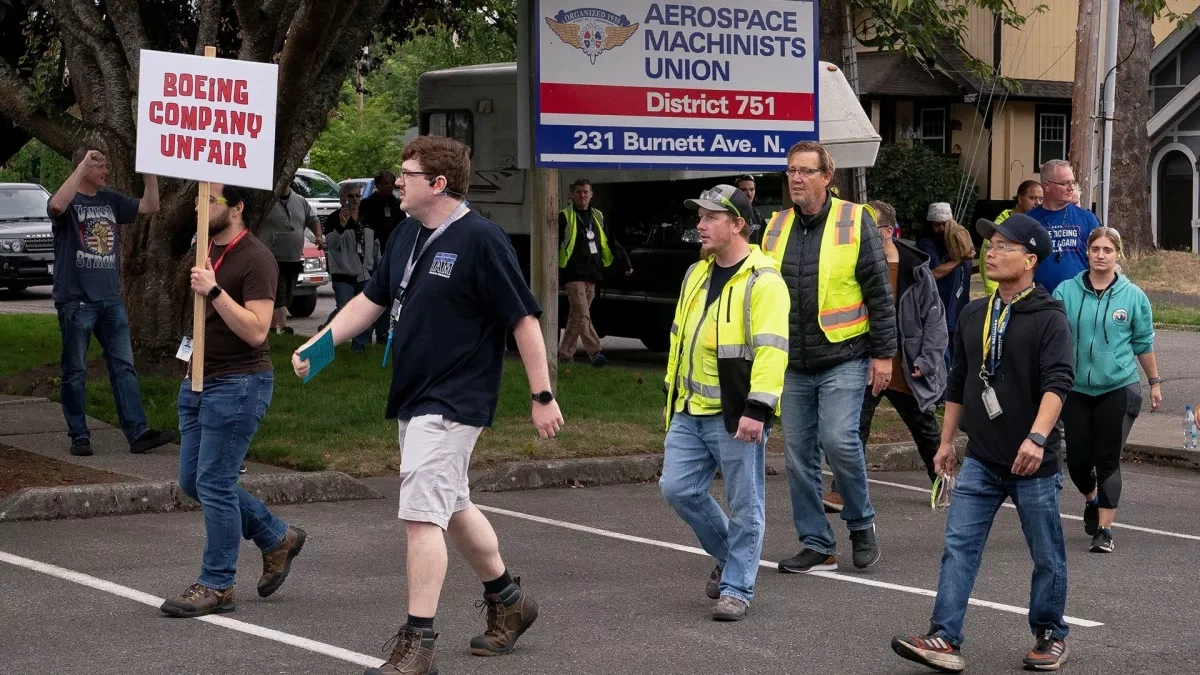 Thousands of Airbus workers across Spain continue strike over pay, remote work