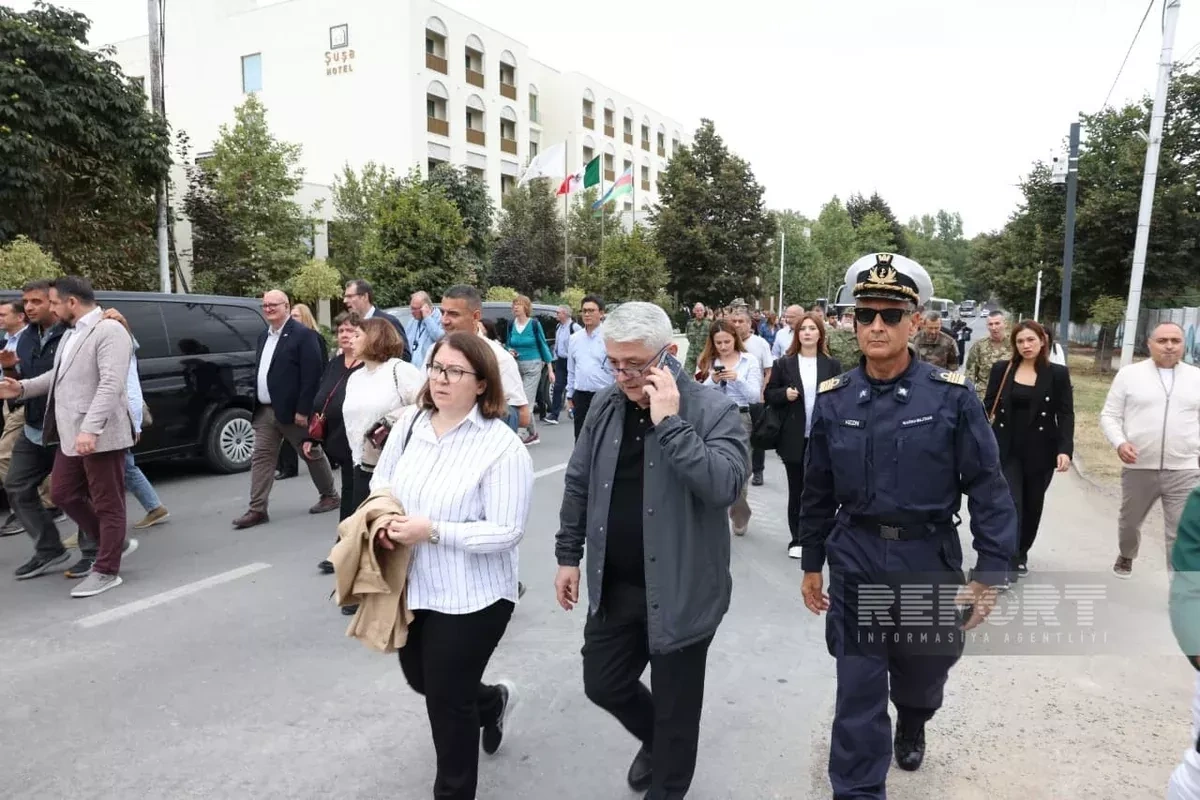 Foreign diplomats tour new Shusha Mosque construction site PHOTO