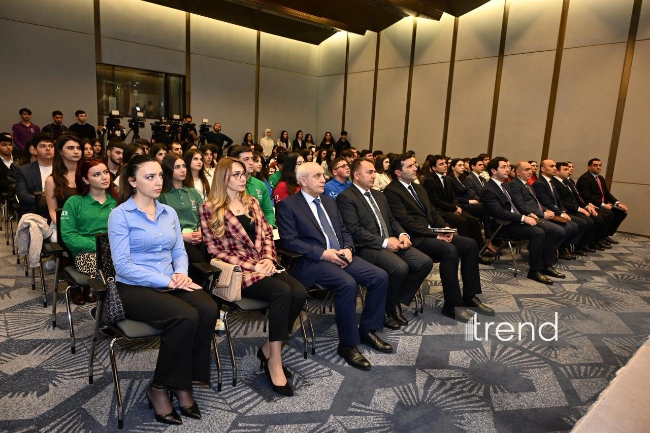 Azerbaijan's Baku hosts forum on 'Safe future for Great Return' (PHOTO)