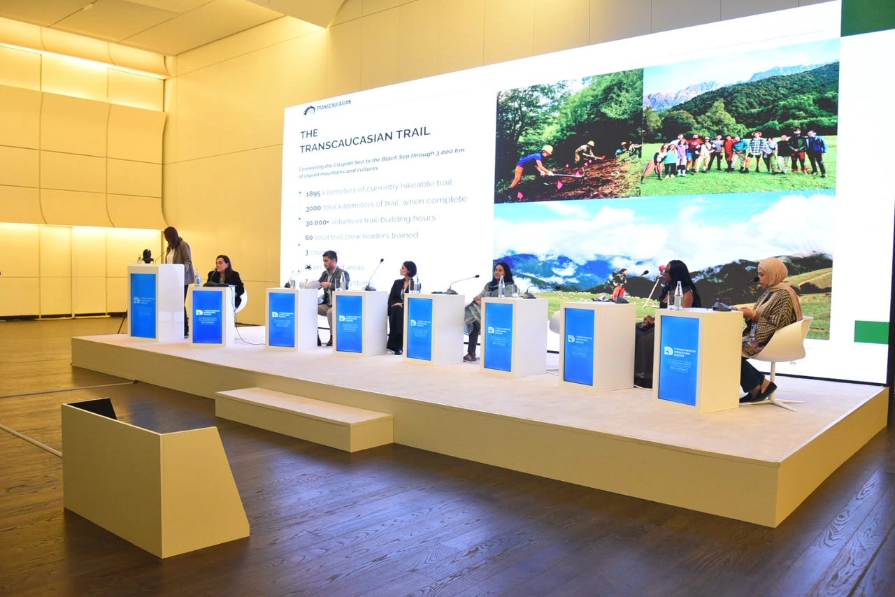 Baku hosts tourism panel on inclusivity and peacebuilding (PHOTO)