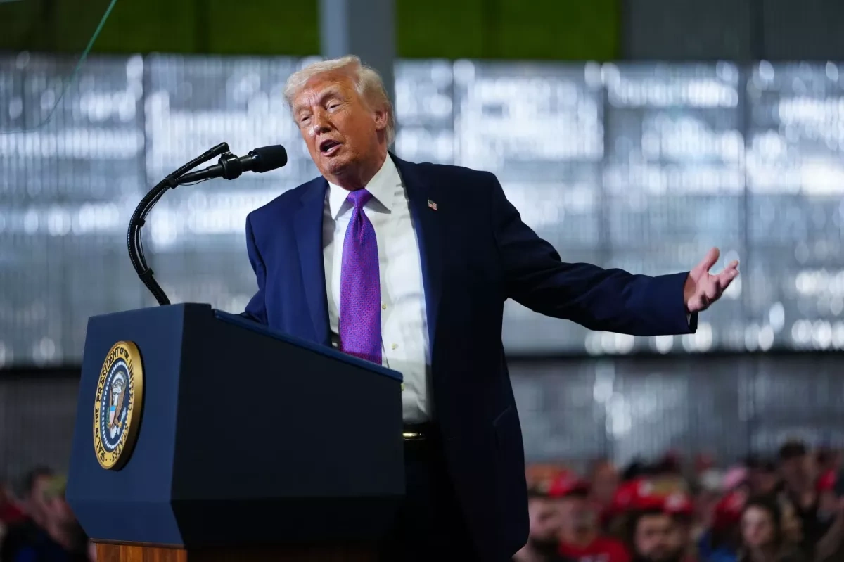 Trump backs international plan to release oil reserves