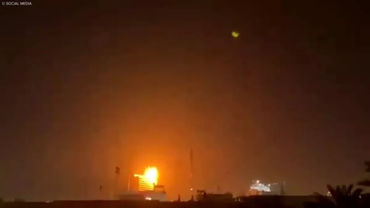 Drone attack targets hotel in fortified Baghdad district video