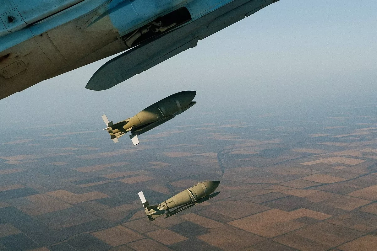 Media: Russian jets continue to accidentally drop more bombs on own territory
