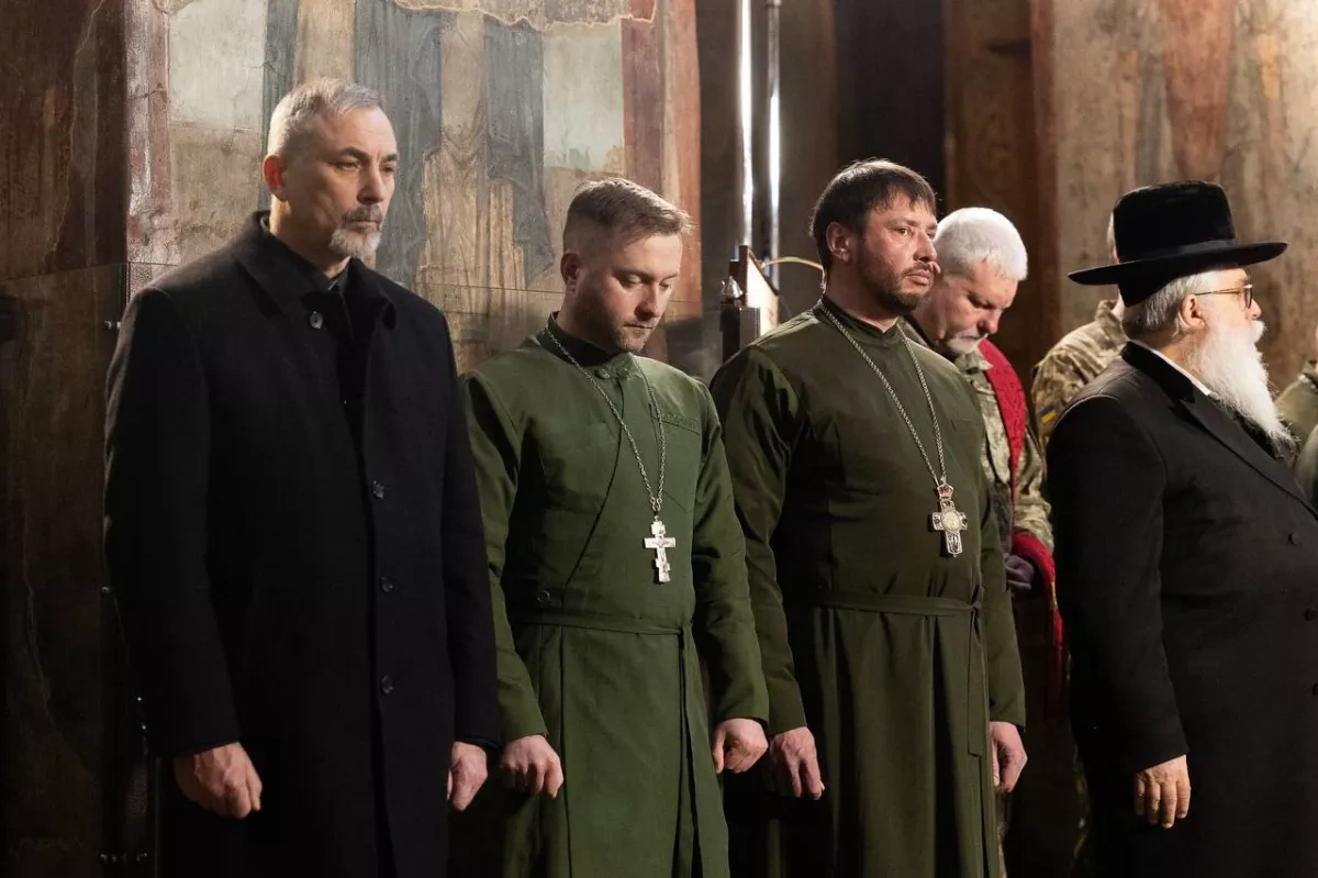Zelenskyy, European leaders pray for peace at Kyiv’s Saint Sophia Cathedral PHOTO / VIDEO