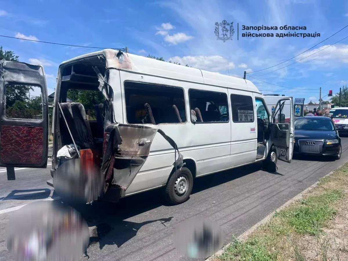 Russian drone strike on minibus kills three in Ukraine's Zaporizhzhia region PHOTO / VIDEO