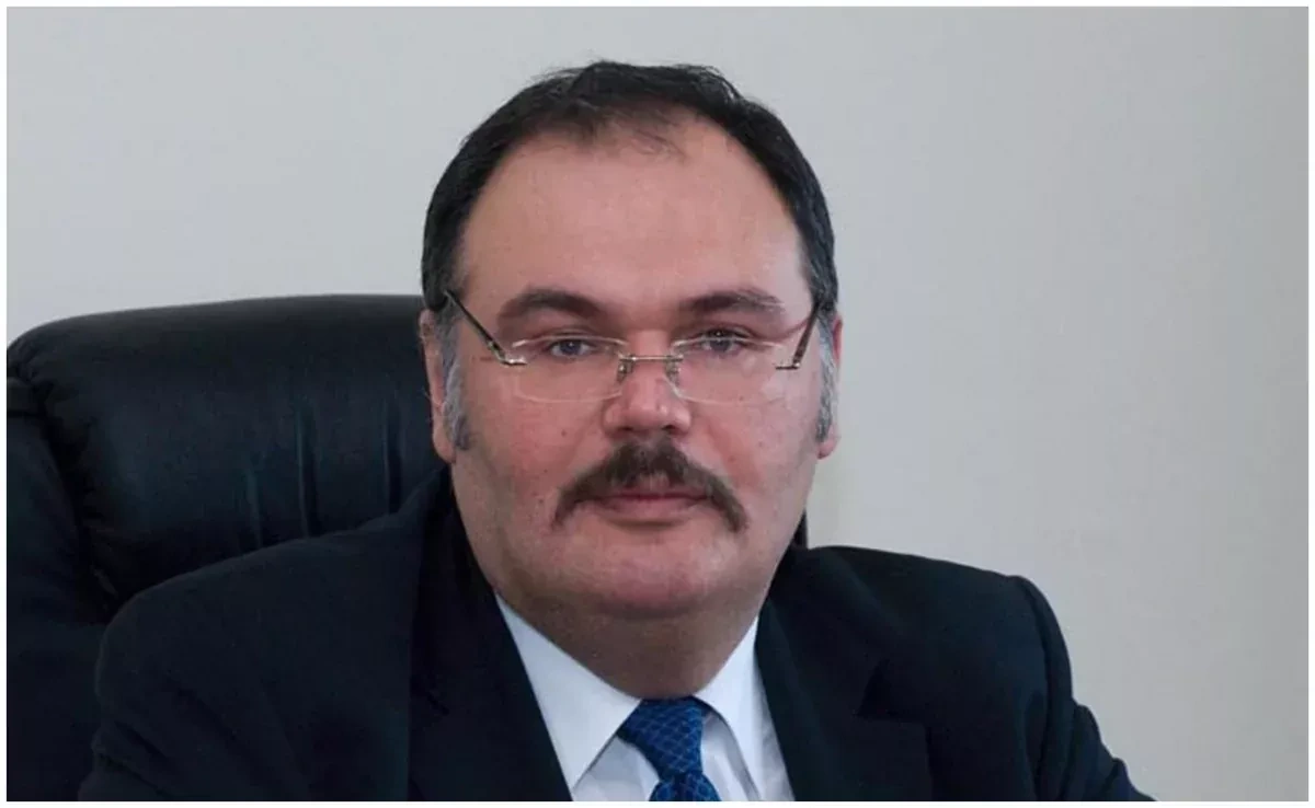 Azerbaijani president recalls ambassador to Hungary