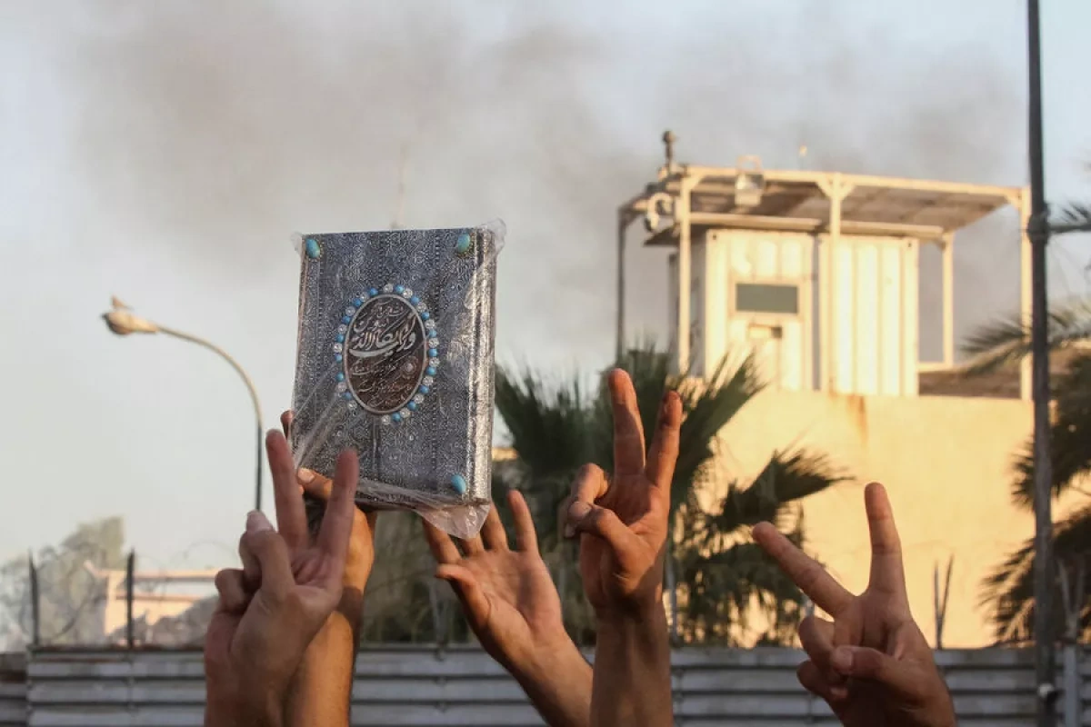 Media: Protesters burn Quran, attempt mosque attack in western Iran