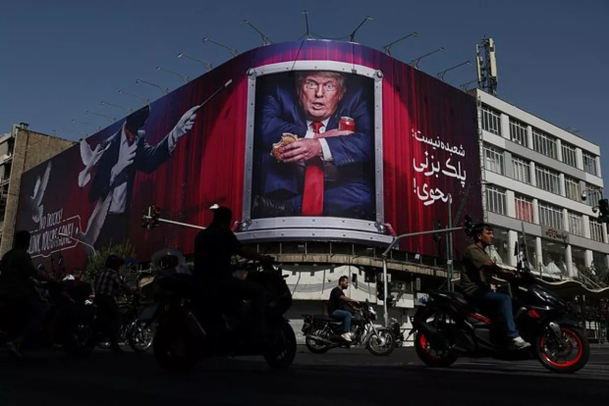 WSJ: Trump faces Iran war dilemma as US forces prepare for prolonged conflict