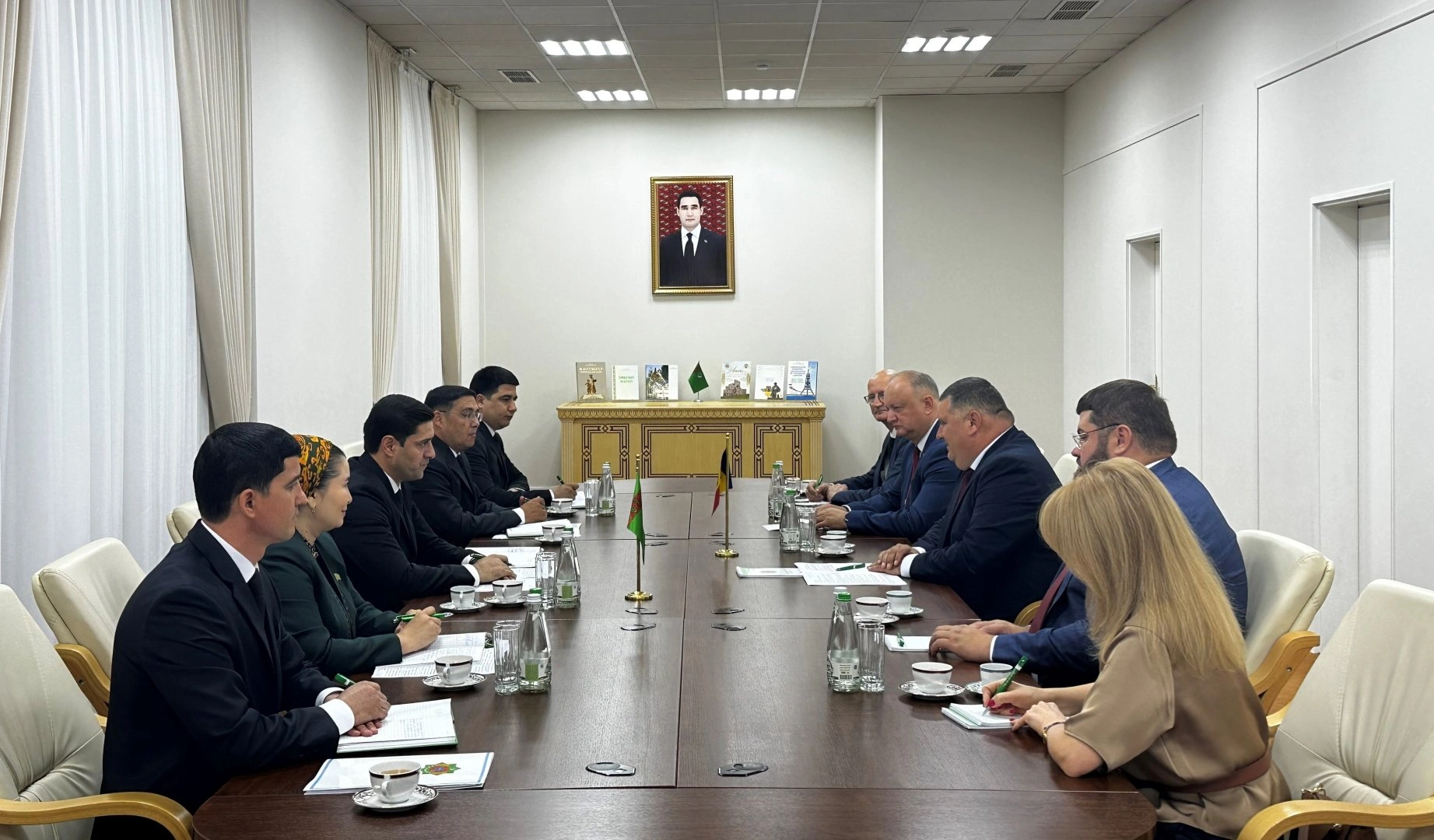 Turkmen-Moldovan inter-parliamentary friendship groups hold meeting