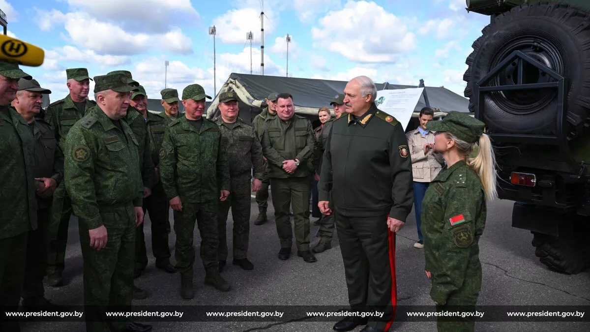 Surrounded by “monsters”: Lukashenko puts Belarusian Army on war footing Analysis by Limansky