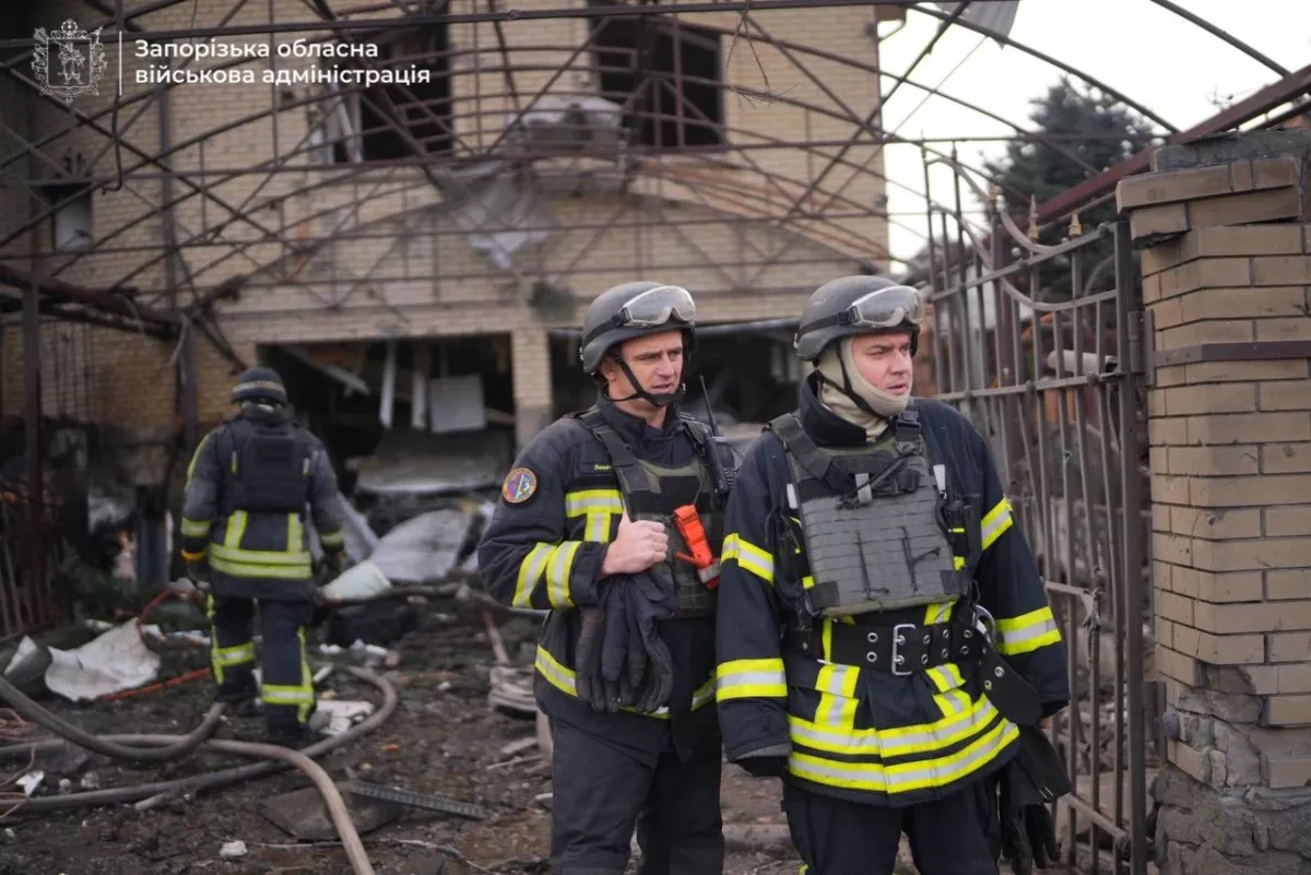 Homes damaged and residents wounded in Russian attack on Zaporizhzhia photo / video
