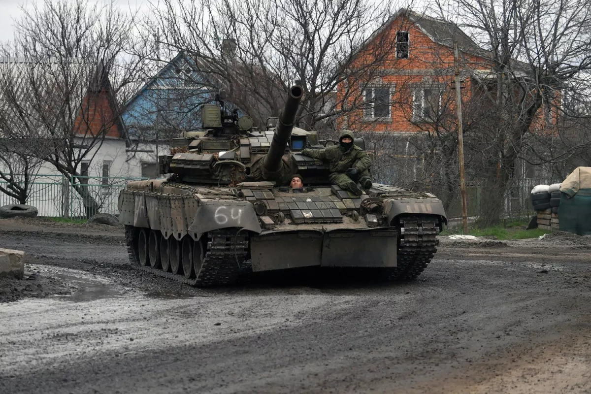 Russian tanks receive new anti-drone protection system