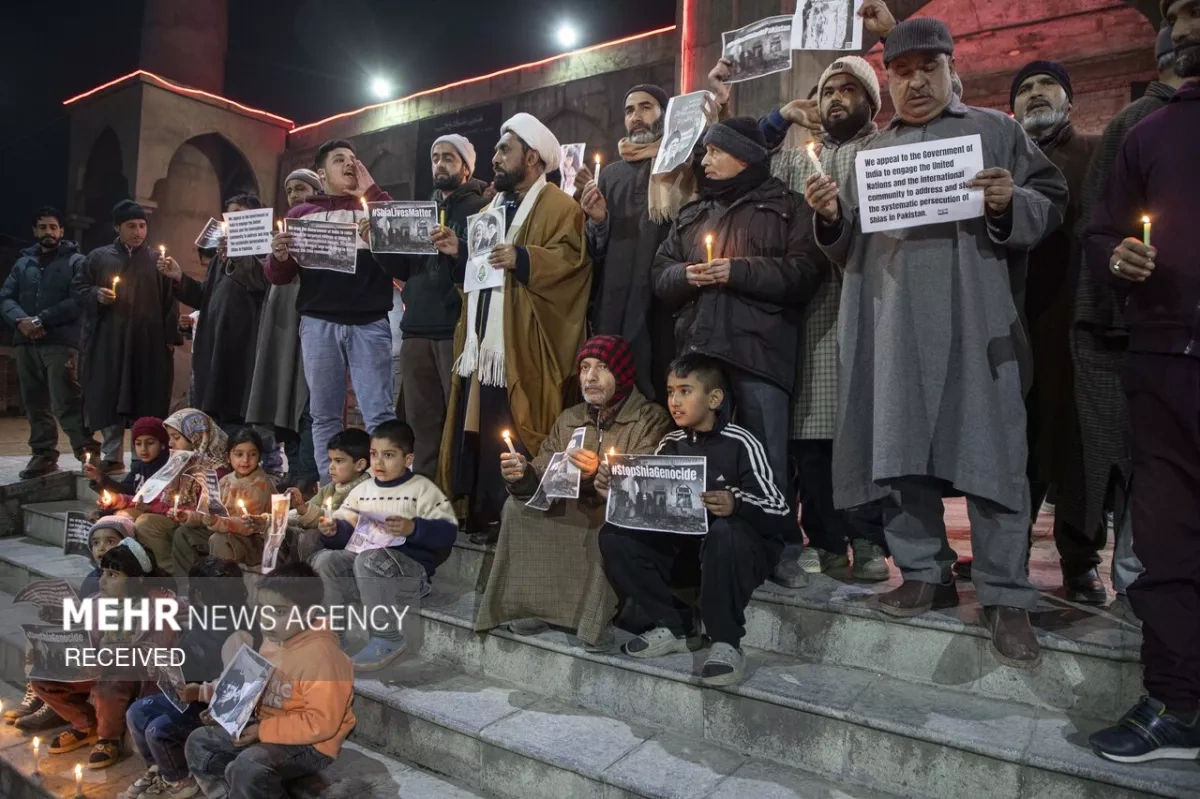 Protests erupt in Kashmir following deadly attack on Shia mosque Photo