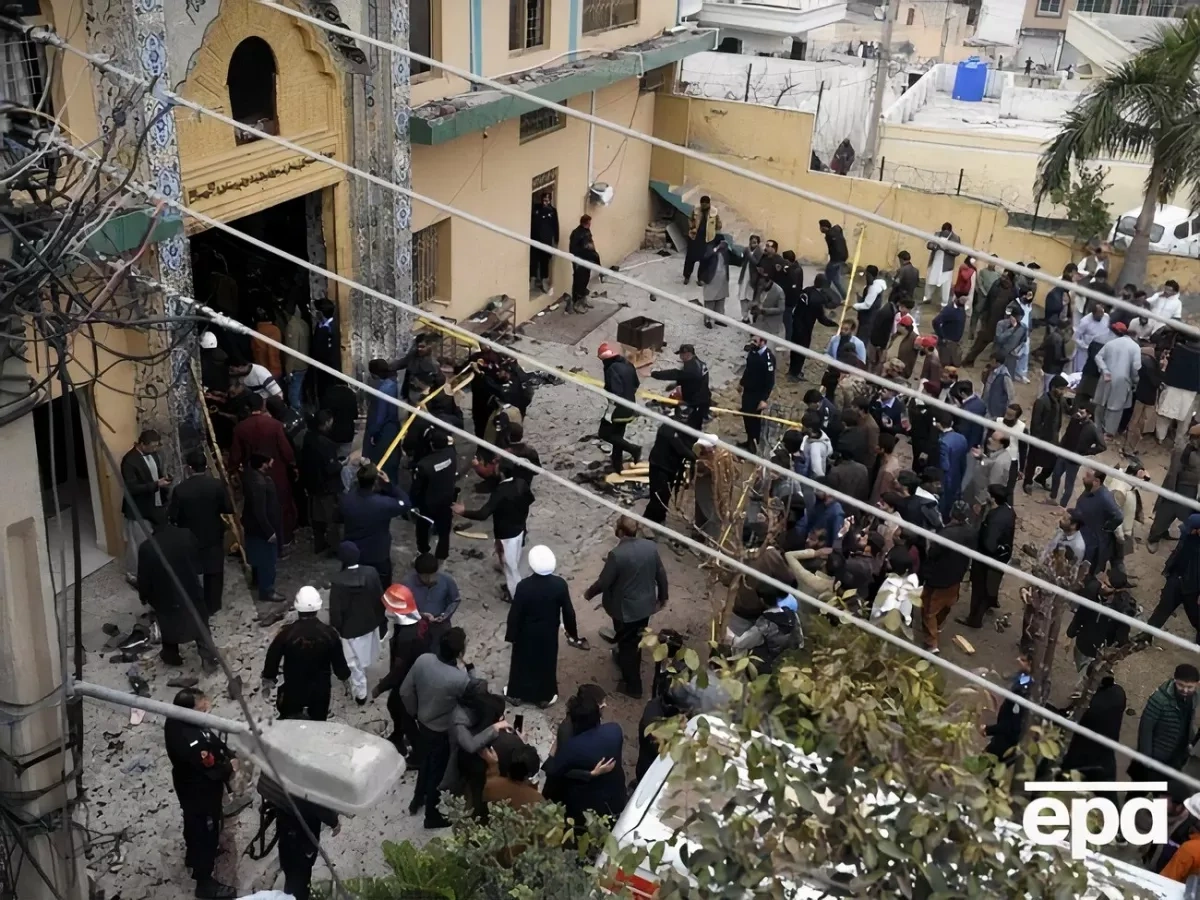ISIS claims deadly bombing at Shiite mosque in Pakistan’s capital