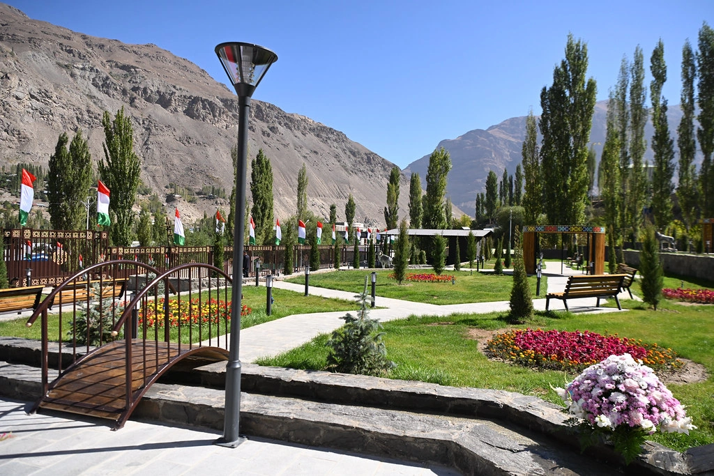 Tajikistan opens new cultural and recreation park in Khorog city