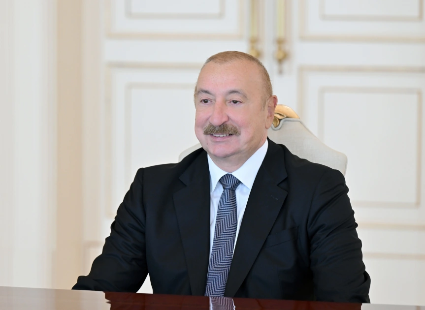 President Ilham Aliyev receives FIFA President (PHOTO)