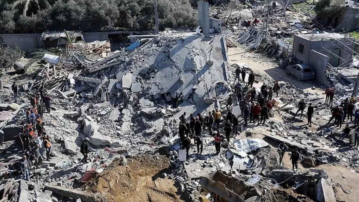 Israeli Navy strikes Palestinian refugee camp in Lebanon