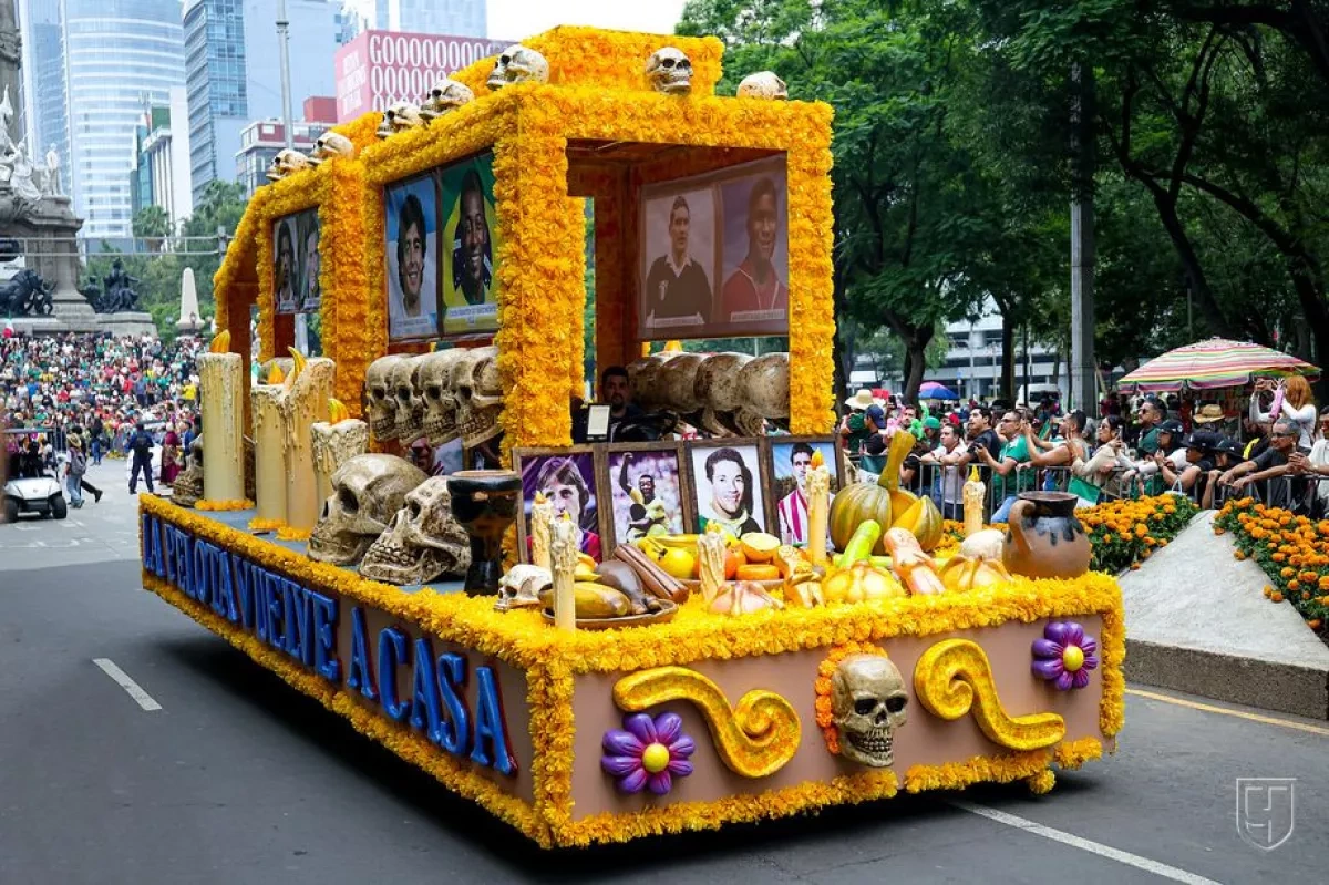 Mexico City blends day of the Dead spirit with World Cup 2026 parade PHOTO