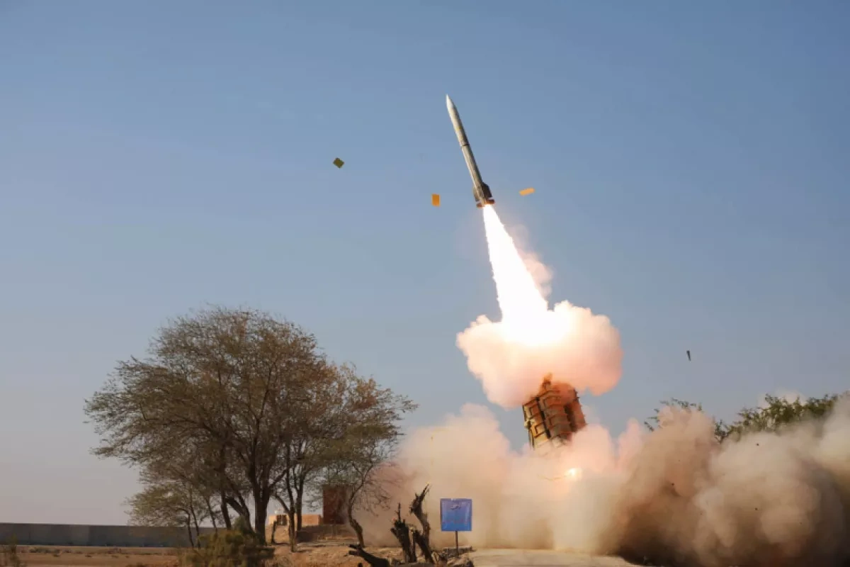 Israel conducts large-scale strike on Iranian military compound in Tehran