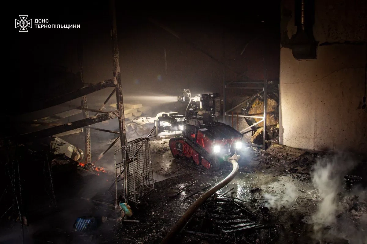 Russia pounds multiple Ukrainian regions in coordinated strikes PHOTO