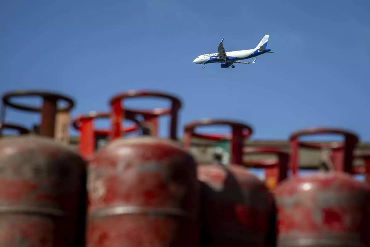 Fuel shortages threaten Europe's private aviation during peak summer season