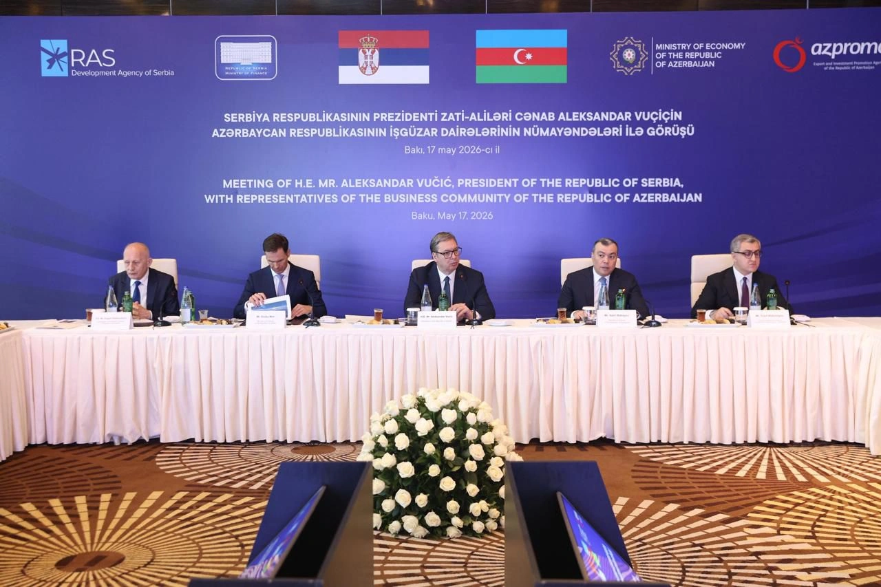 Serbian President meets with Azerbaijani business representatives (PHOTO)