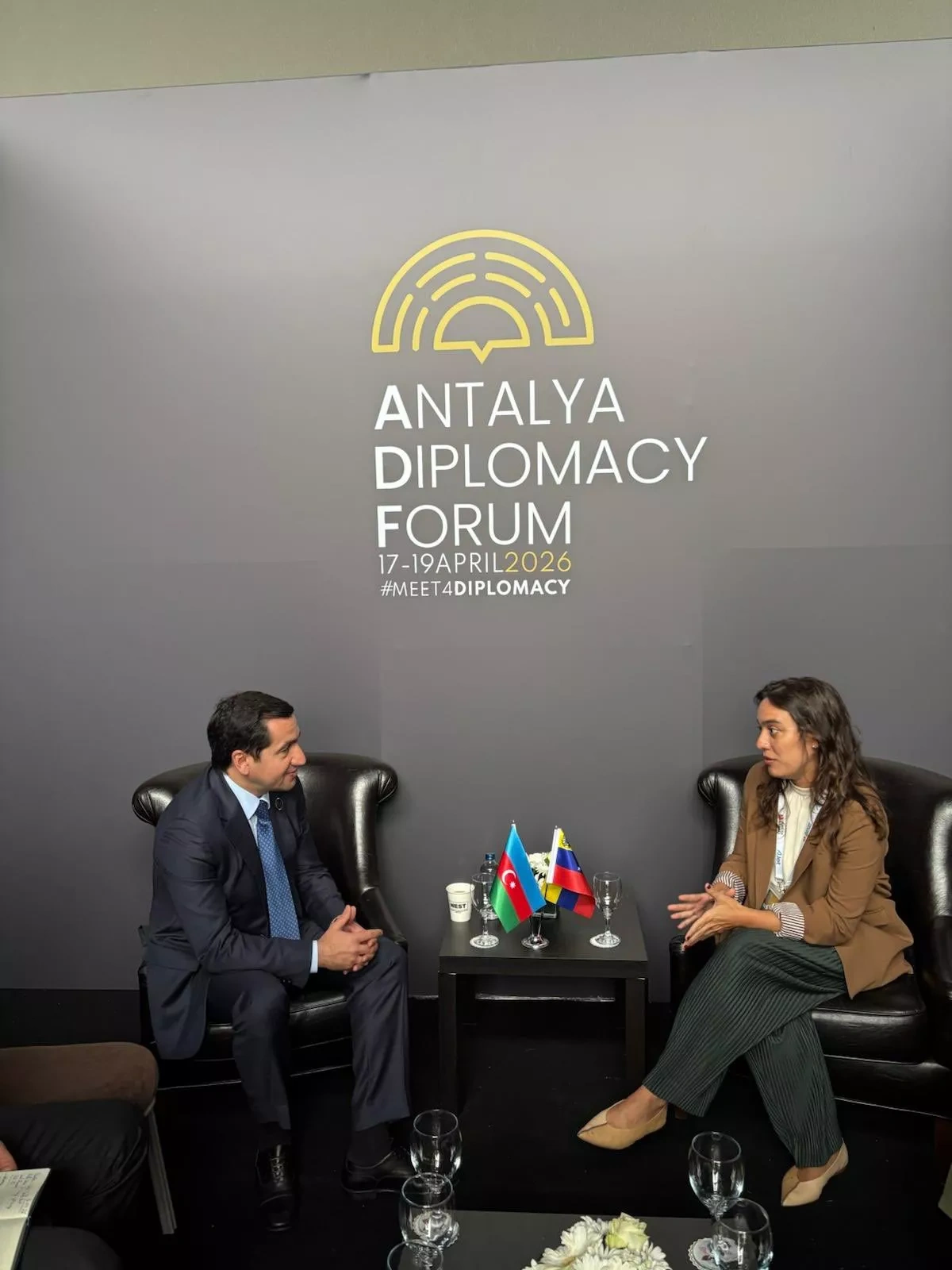 Baku, Caracas explore closer ties at Antalya Diplomacy Forum