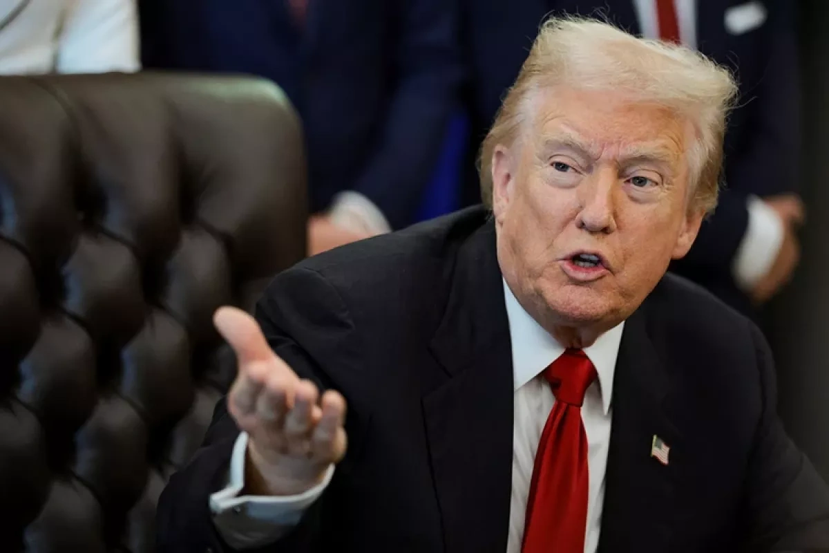 Trump backs demilitarised economic zone in Donbas as potential conflict solution