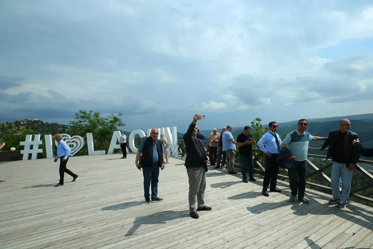 International conference participants visit Lachin, Khankendi following forum PHOTO