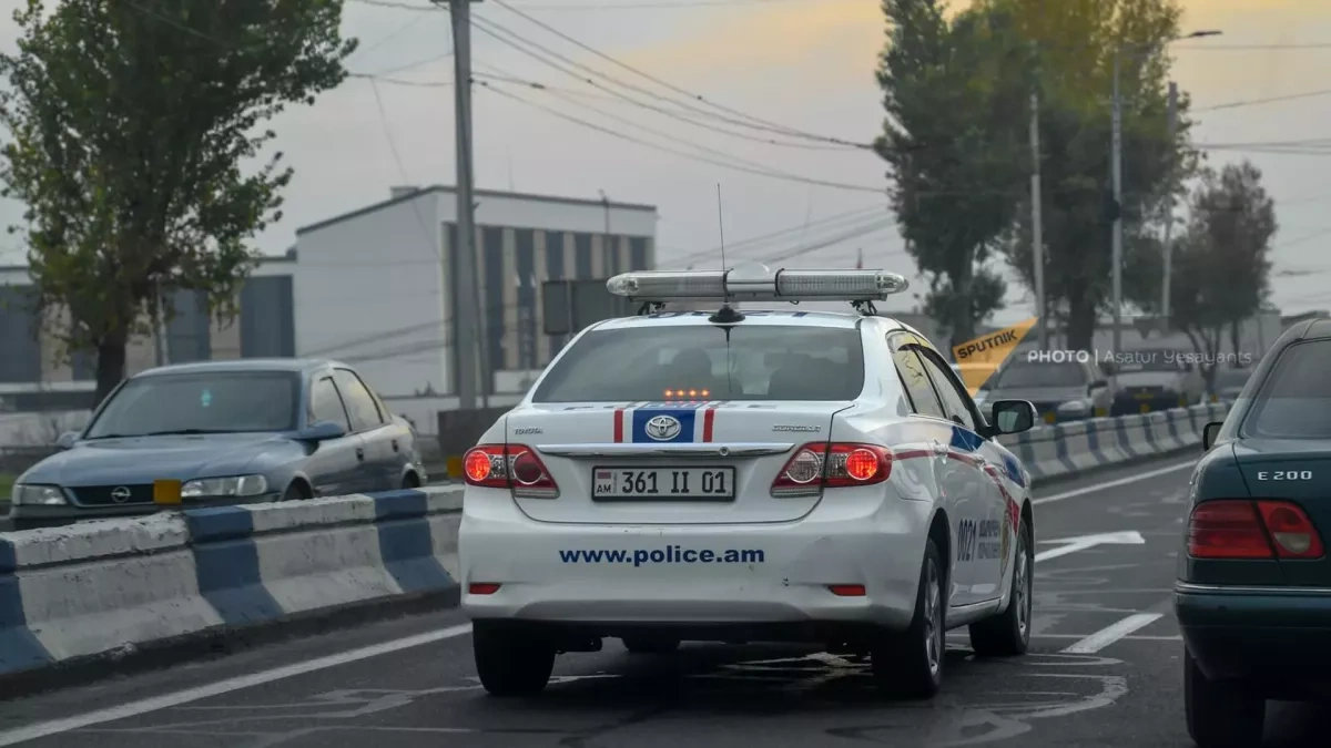 Armenian defence ministry employee killed in road accident