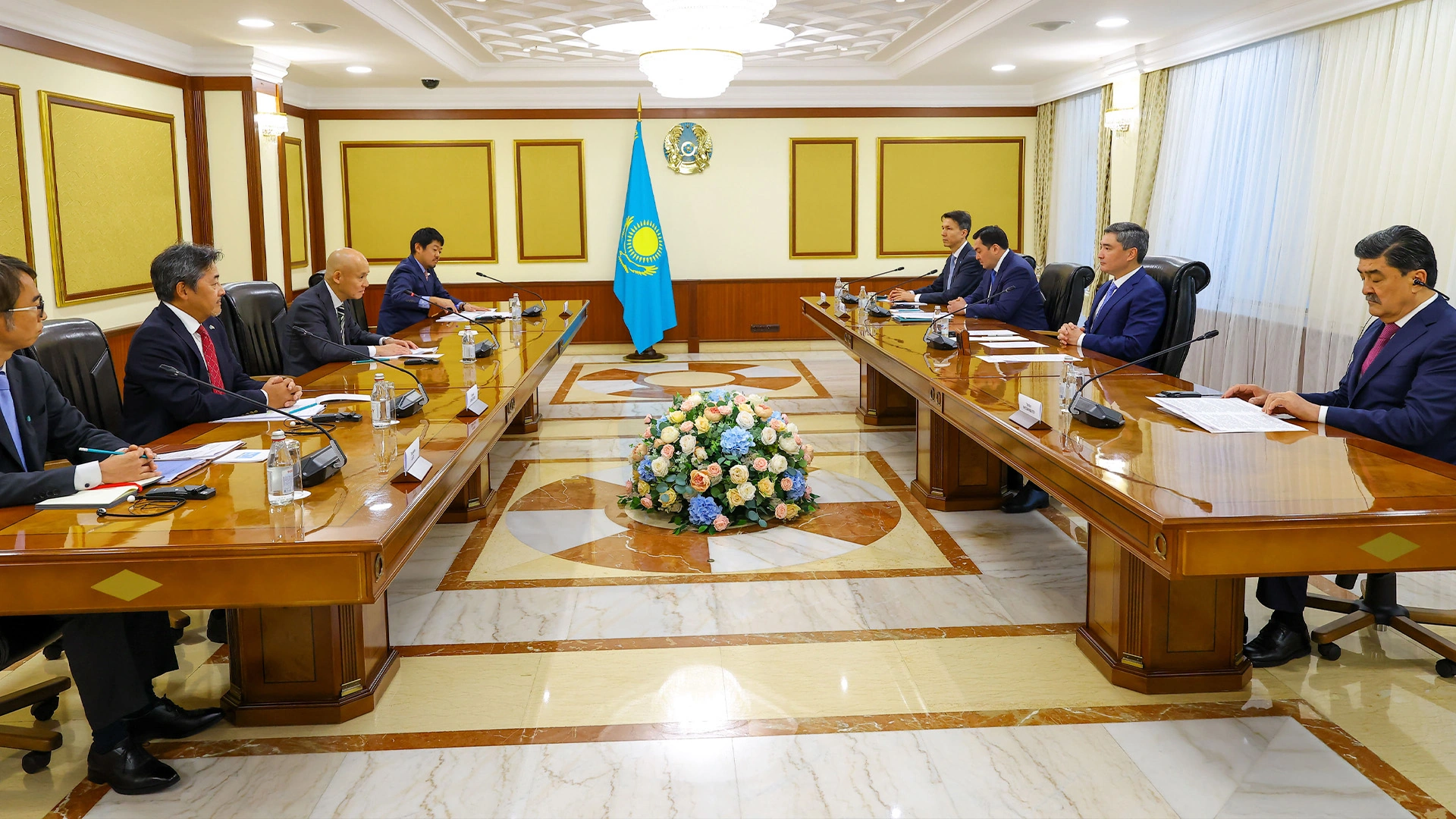Kazakhstan, Marubeni discuss expanding economic cooperation