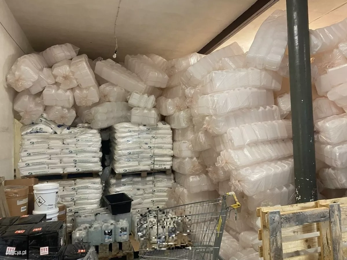 Largest EU multi-countries operation targets international synthetic drug syndicate Photo