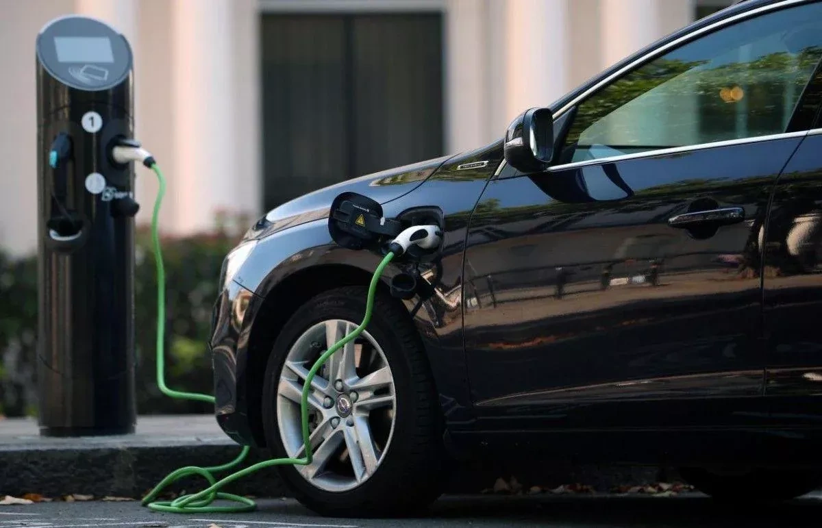 Azerbaijan sees 39% decline in electric vehicle imports in January–May