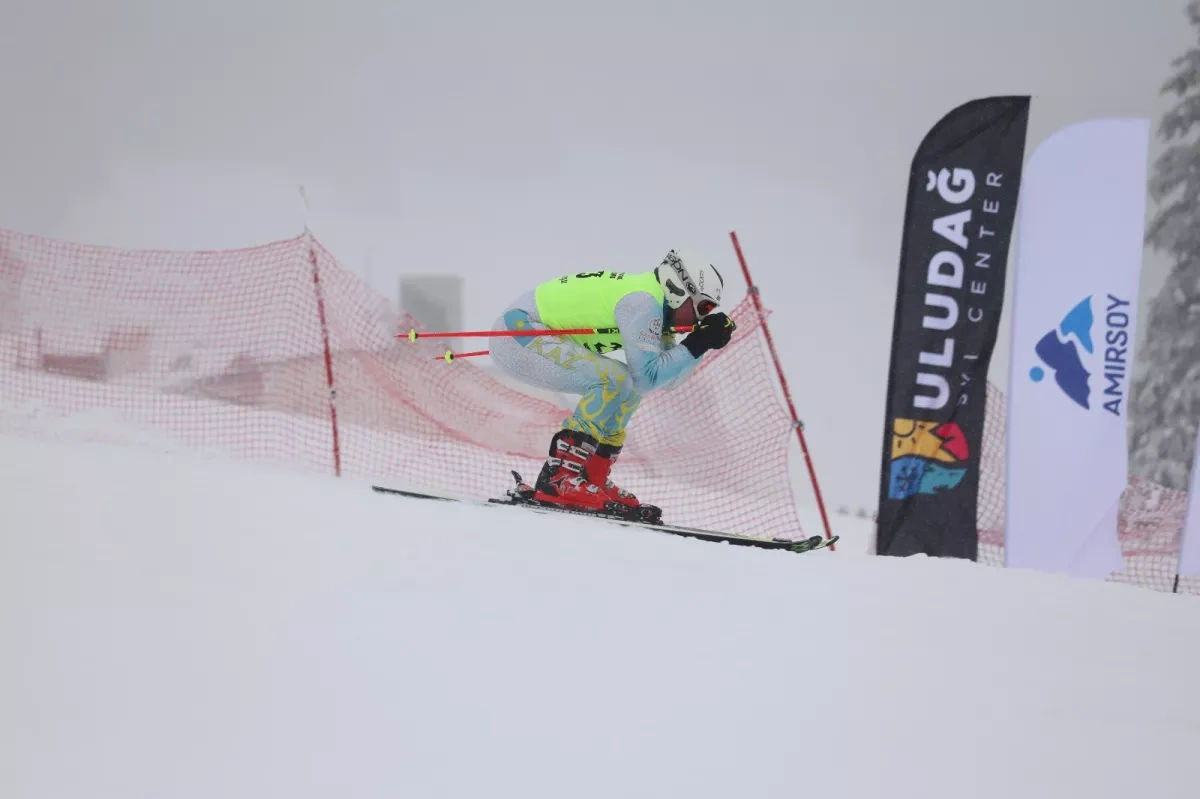 Azerbaijan wins two medals at Turkic states ski cup in Türkiye Photo