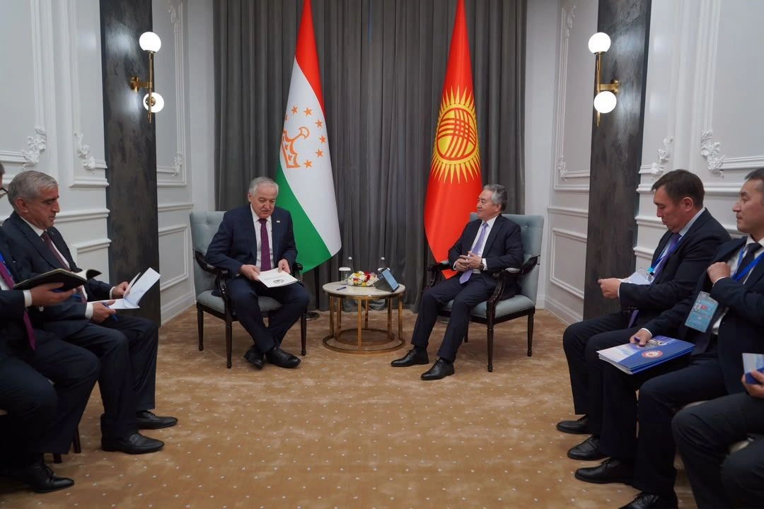 Kyrgyzstan, Tajikistan discuss implementation of bilateral agreements