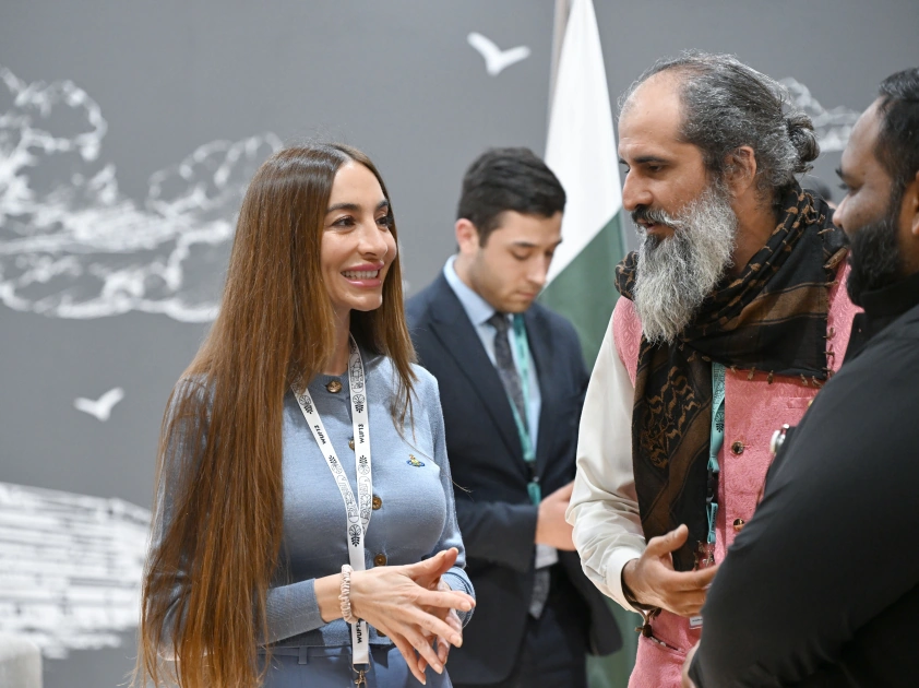Heydar Aliyev Foundation VP Leyla Aliyeva and Head of Baku Media Center Arzu Aliyeva visit Urban Expo exhibition (PHOTO)