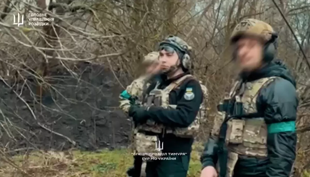 Ukrainian intelligence chief makes surprise visit to frontline troops in Zaporizhzhia Photo
