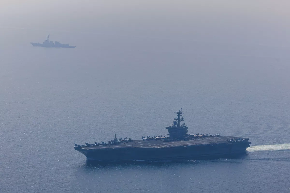 US aircraft carrier strike group sails through Arabian sea Photo