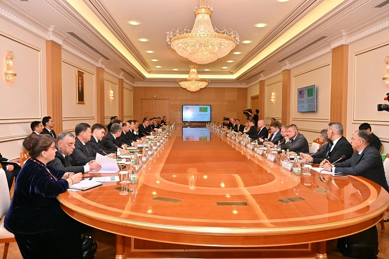 Turkmenistan, U.S. businesses hold business forum in Ashgabat