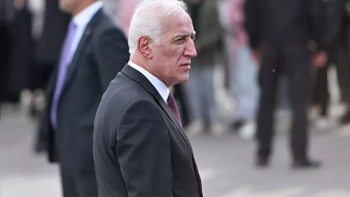 Armenian government insiders discuss possible presidential reshuffle