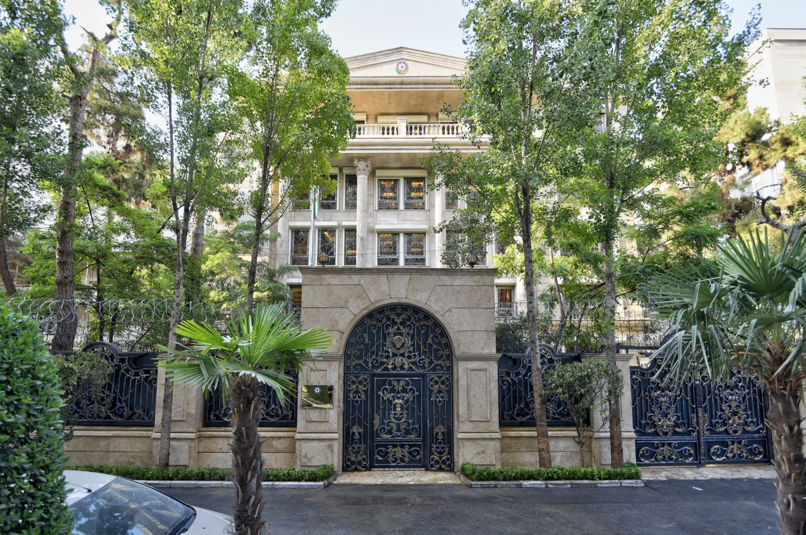 Azerbaijan assigns wartime status to its diplomatic missions in Iran