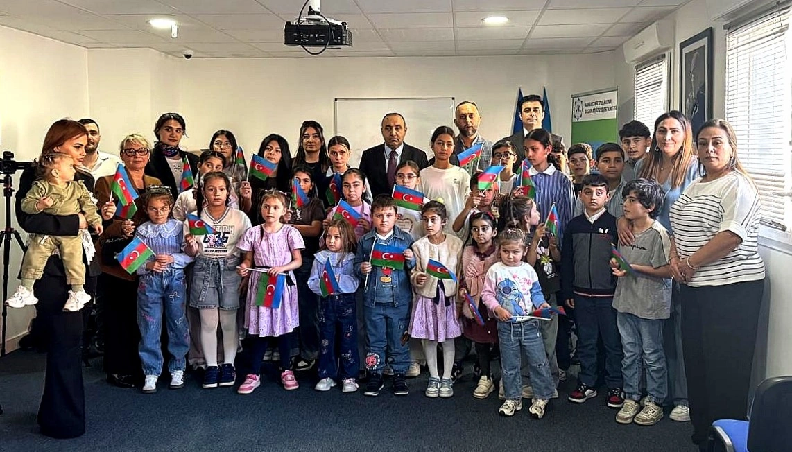 Azerbaijani diaspora reviews educational success of Karabakh weekend school in Nantes