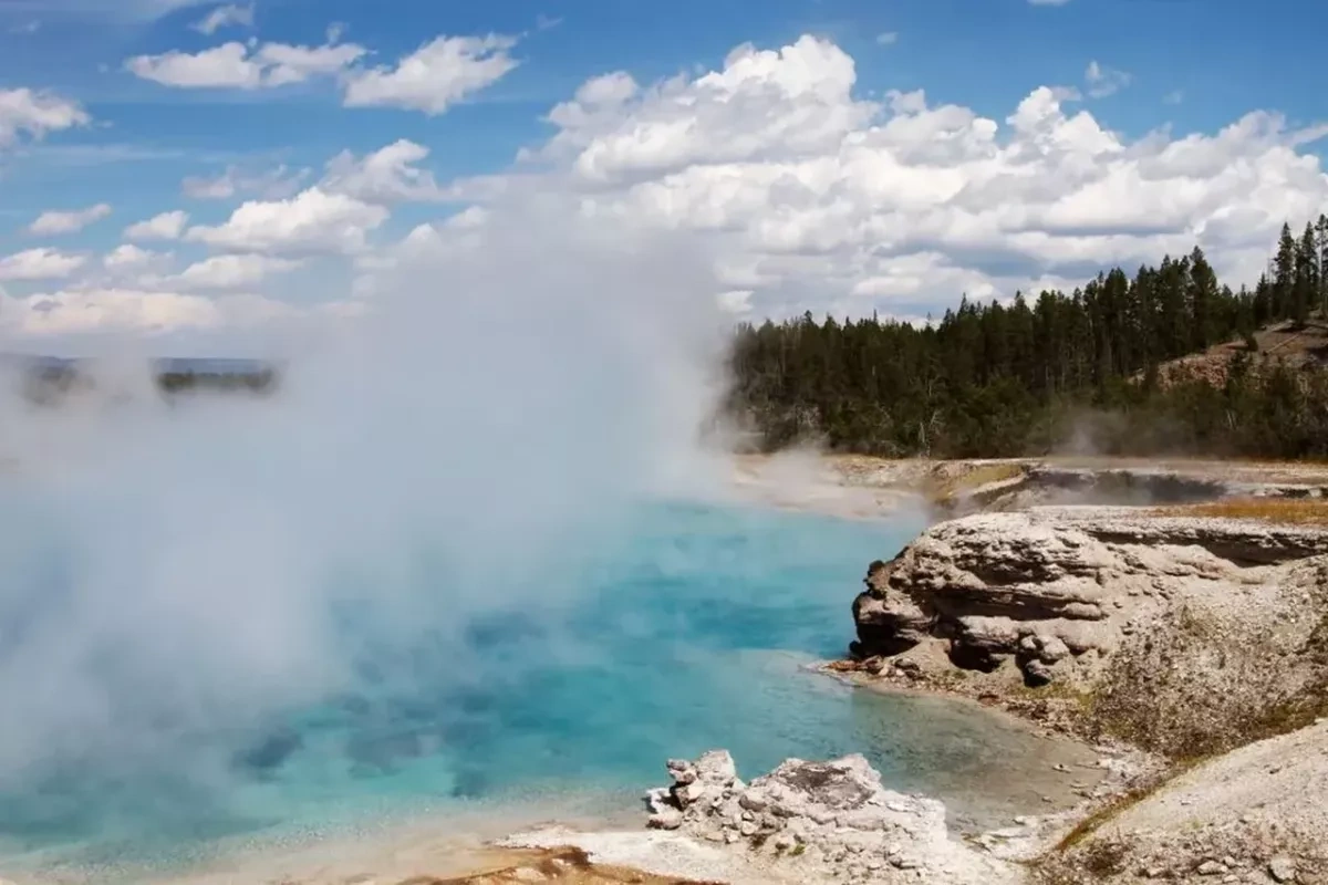 Scientists get inspired by sunblock mechanism to curb water loss in hot regions