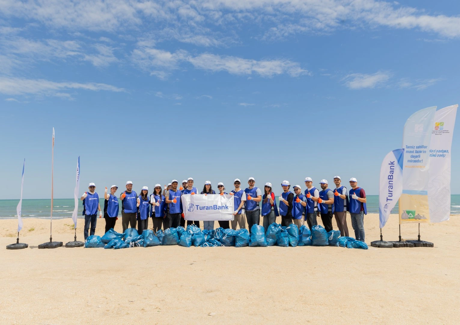 TuranBank conducts Beach Cleanup Campaign on the Caspian Coast in cooperation with the Ministry of Ecology and Natural Resources (PHOTO)